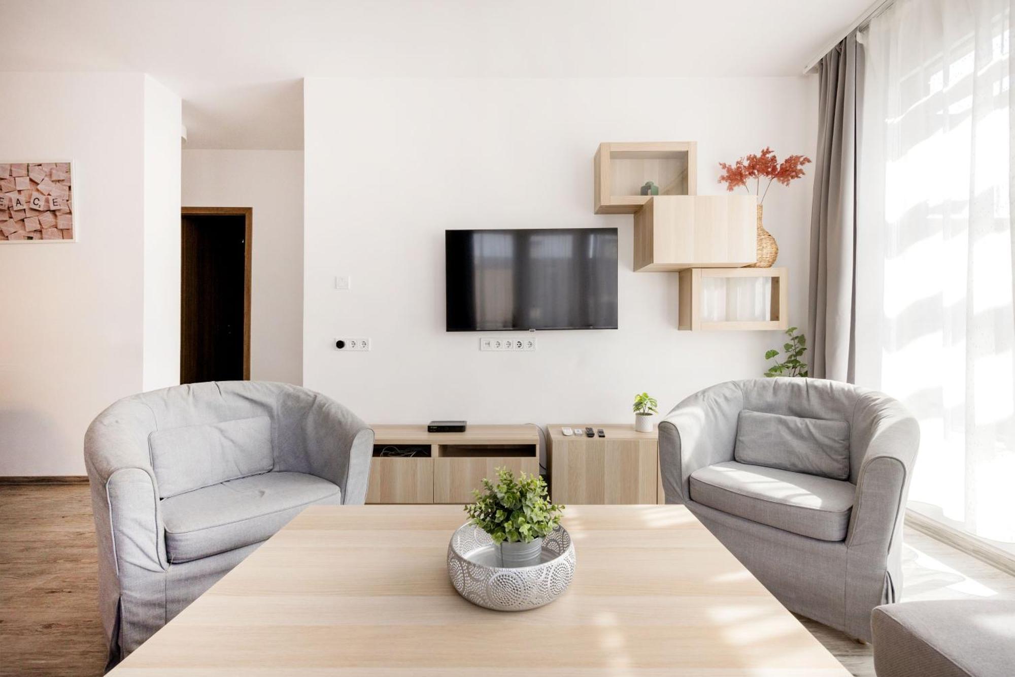 Bright Top Floor Home With Parking Βουδαπέστη Εξωτερικό φωτογραφία