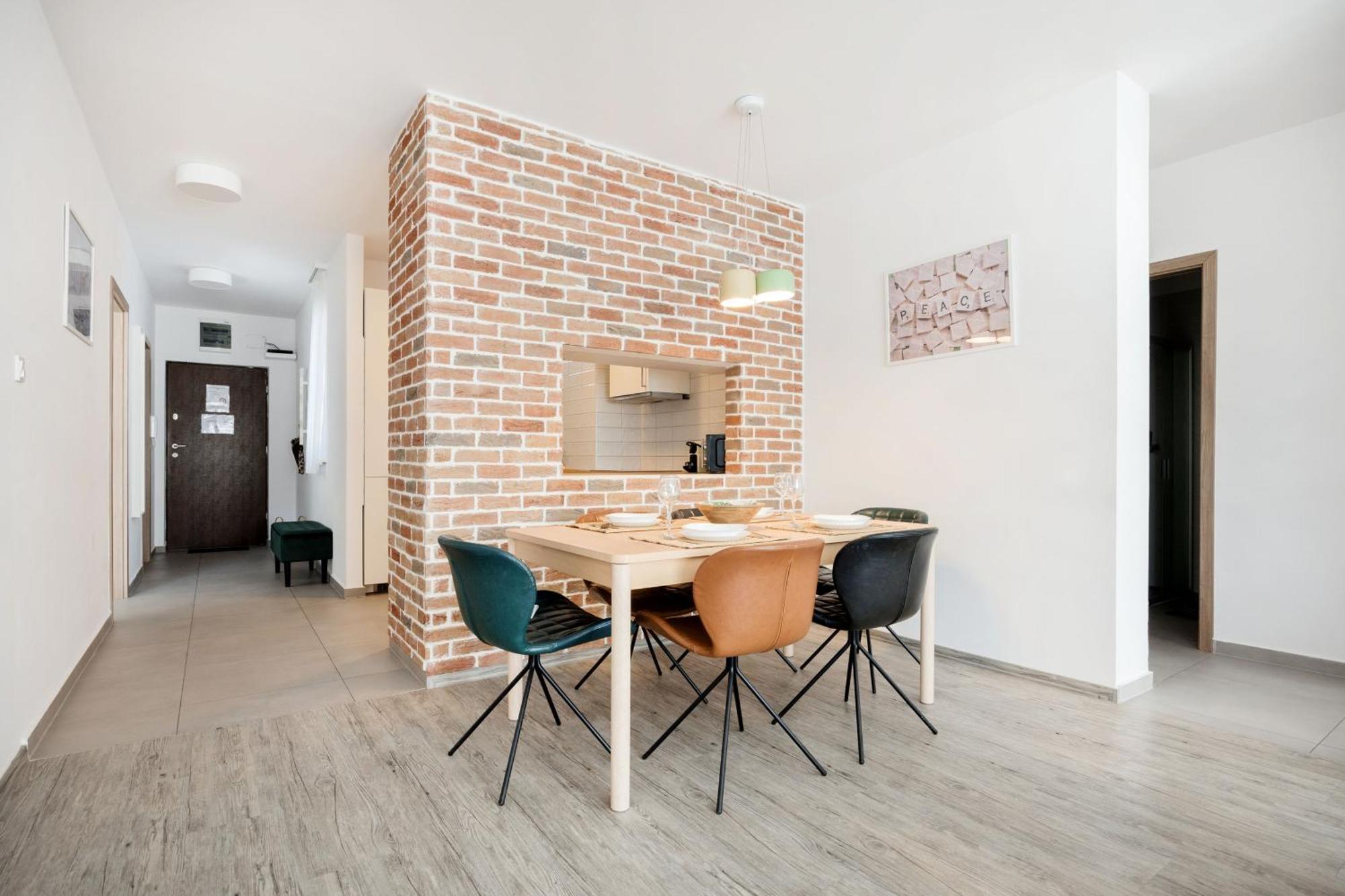 Bright Top Floor Home With Parking Βουδαπέστη Εξωτερικό φωτογραφία